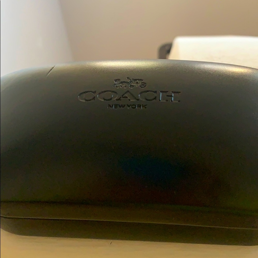 Coach Sunglasses 😎 - Picture 3 of 6